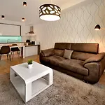 Charming & Cozy Ambiente Aparthotel