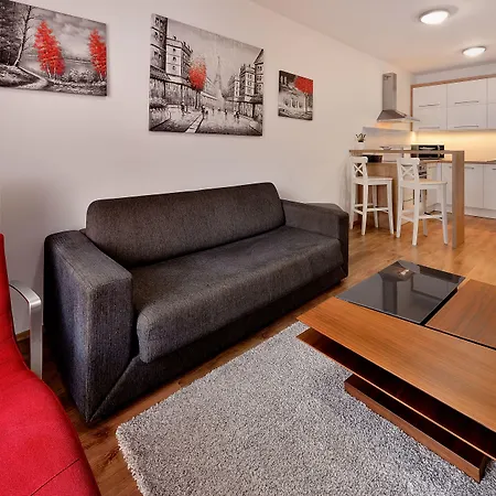 Charming & Cozy Ambiente Lägenhet Bratislava