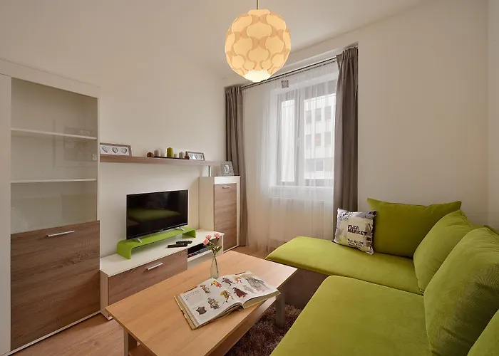 Charming & Cozy Ambiente 3* براتسيلافا